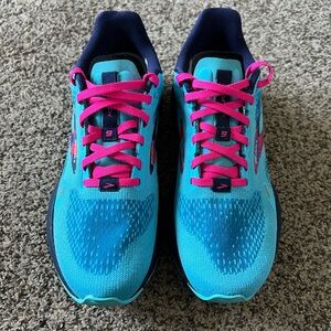 Women's Brooks Launch GTS 9 Size 7 Aqua Pink Blue